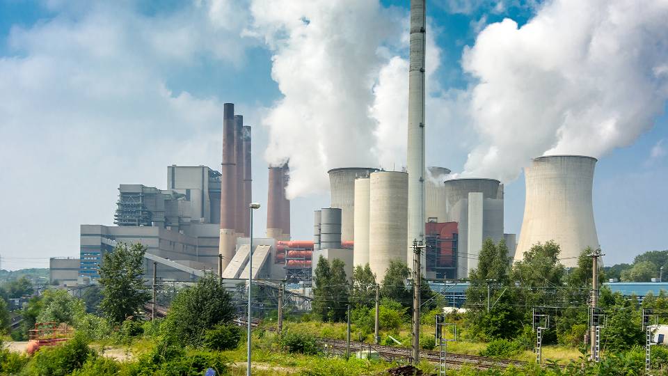 greenhouse-gases-factory